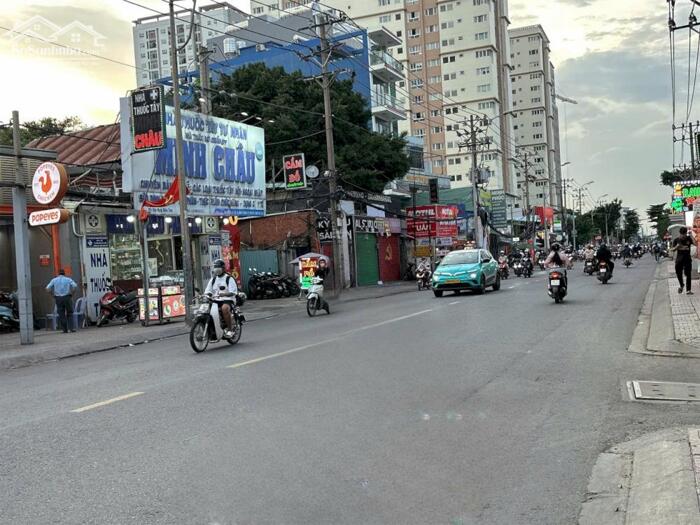 Hình ảnh GẤP bán view GÓC MTKD Nguyễn Xí ngang gần 6m 120m2 DT 55tr cạnh VinCom Plaza 24.7 tỷ. 5