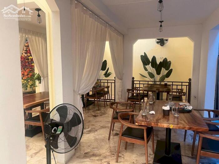 Hình ảnh Bán Nhà Mặt Tiền Xuân Thủy DT:342m2 (17mx18m) HĐT:100 Triệu/Tháng-Giá 61 Tỷ 2