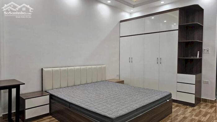 Hình ảnh Cho thuê nhà Văn Cao, 4 p.ngủ full đồ, DT: 60m2. 5