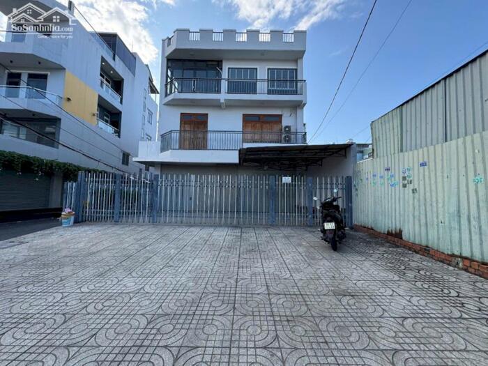 Hình ảnh Cho thuê căn góc siêu đẹp, mặt tiền sầm uất, kd đa ngành, dễ nhận dạng thương hiệu lớn 1