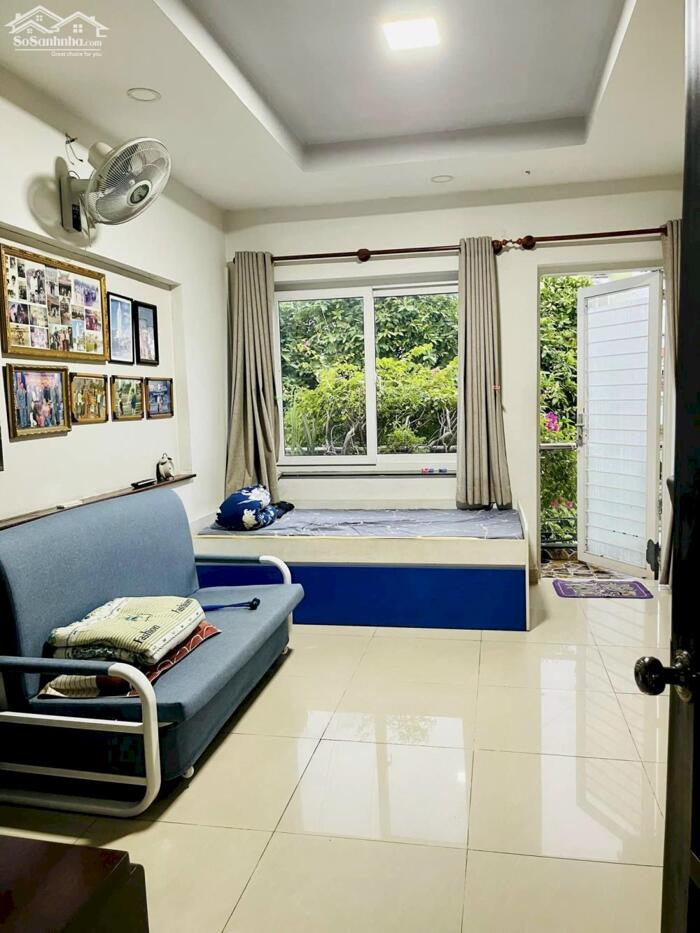 Hình ảnh Bán nhà Khâm Thiên 42m2 nhà đẹp gần phố thông tứ tung thang máy 13 tỷ 2