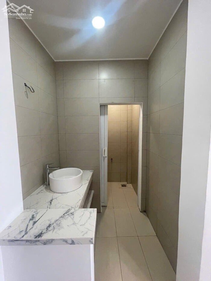 Hình ảnh CHO THUÊ NHÀ 4 TẦNG, NGANG 5.7m MẶT TIỀN ĐƯỜNG MẬU THÂN - Gần chợ XUÂN KHÁNH 7