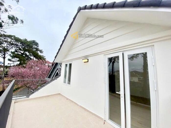 Hình ảnh Villa Đà Lạt, Hàng hiếm Villa trung tâm khoảng sân rộng để được 4 -5 ôtô lớn 2