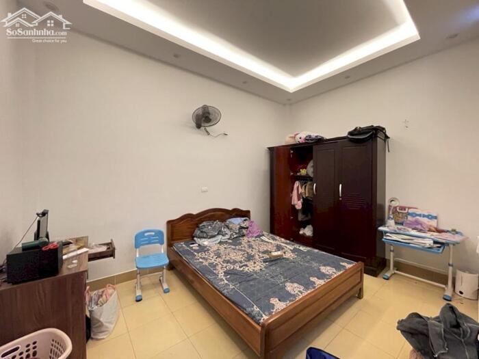 Hình ảnh Cần Tiền Bán Gấp Nhà Bồ Đề, Long Biên 3T, 48m2, giá 8 tỷ 4