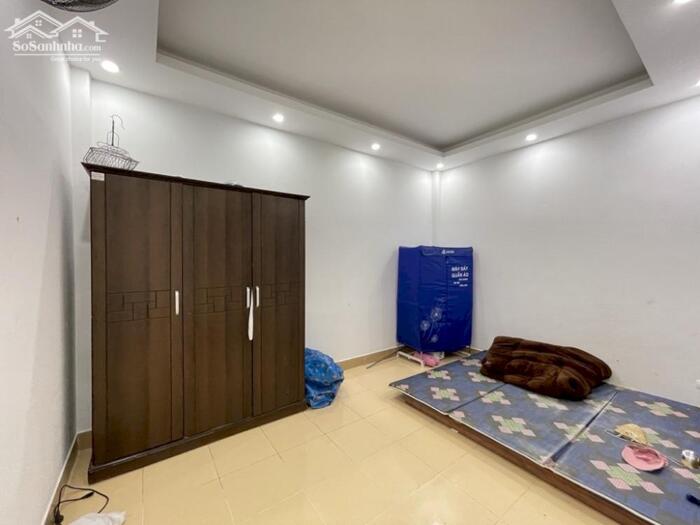 Hình ảnh Cần Tiền Bán Gấp Nhà Bồ Đề, Long Biên 3T, 48m2, giá 8 tỷ 0