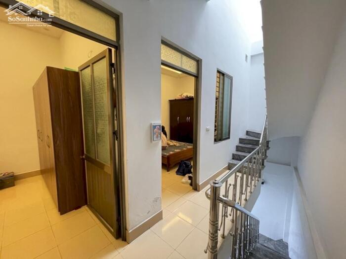 Hình ảnh Cần Tiền Bán Gấp Nhà Bồ Đề, Long Biên 3T, 48m2, giá 8 tỷ 2