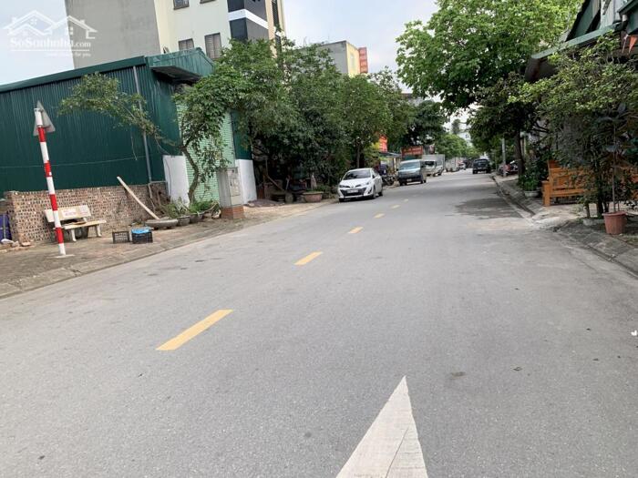 Hình ảnh Chính chủ cho thuê làm kho xưởng mặt phố Chính Trung Trâu Quỳ, 110m2 - 220m2 giá tốt 3