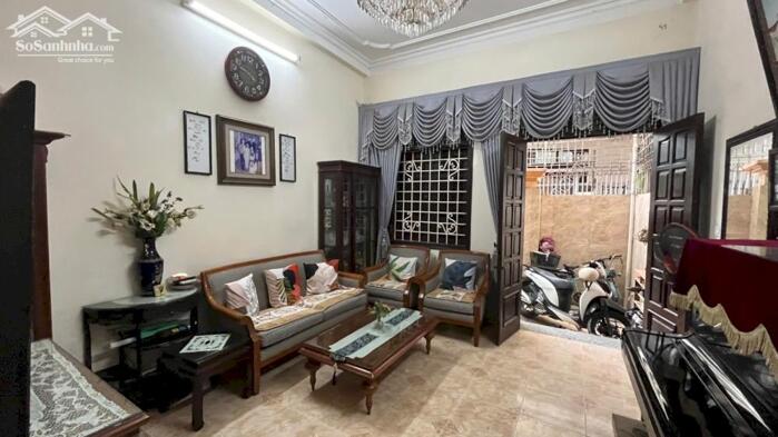 Hình ảnh Bán nhà Văn Cao 49m2 nhà mới đẹp ngõ to thẳng thang máy 9.5 tỷ 0