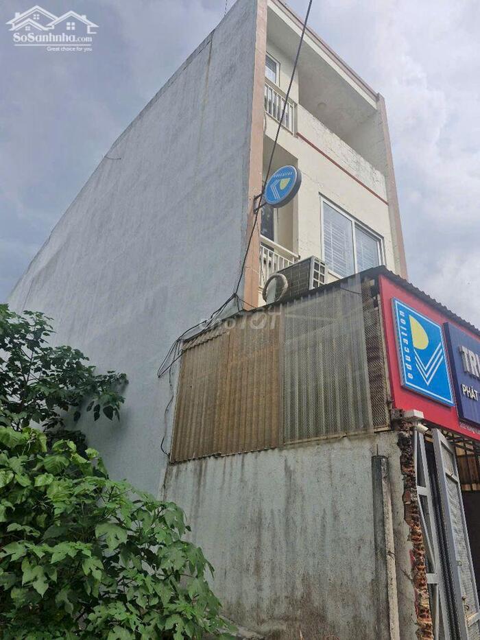 Hình ảnh Bán nhà mặt tiền đường Hùng Vương, giá tốt, đang cho thuê 0