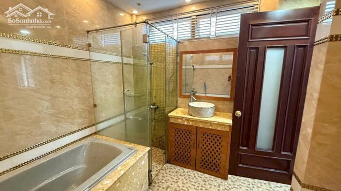 Hình ảnh Nhà mặt tiền đường số 1 phường 11 , Gò Vấp ( 9 tỷ 3) 4