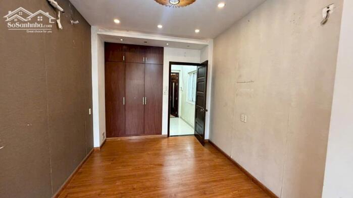 Hình ảnh Nhà mặt tiền đường số 1 phường 11 , Gò Vấp ( 9 tỷ 3) 6