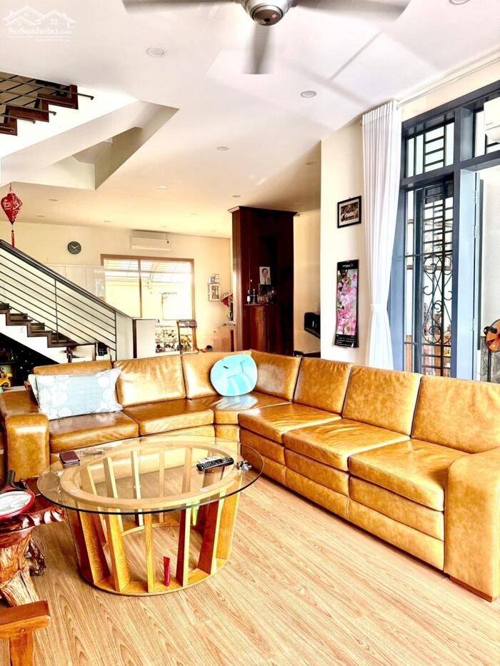 Hình ảnh Bán Biệt Thự Hầm 3 Tầng 160m2(8m x20m) An Phú-An Khánh,Quận 2,Giá 40 Tỷ TL 1