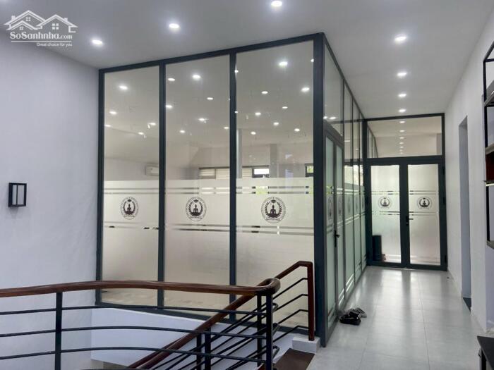 Hình ảnh Siêu Phẩm Biệt Thự Ven Sông Compound Eden Thảo Điền DT:448m(18x24) 3 Tầng-Giá 100 Tỷ 6