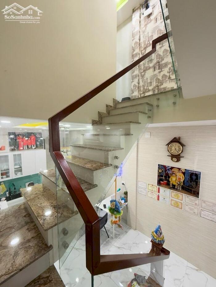 Hình ảnh Siêu phẩm! Nhà đẹp 4 tầng ngay Ngã Tư Bảy Hiền - P.11 Tân Bình - 4 x 15.5m (cn: 62m2) 4