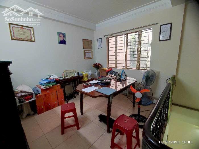 Hình ảnh BÁN NHÀ 1 TRỆT 3 LẦU – CMT8, QUẬN 3 – GIÁ TỐT 9 TỶ 3