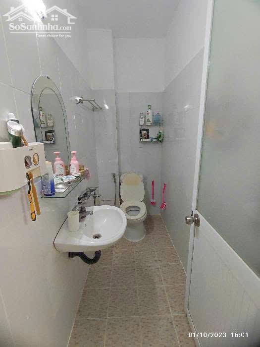 Hình ảnh BÁN NHÀ 1 TRỆT 3 LẦU – CMT8, QUẬN 3 – GIÁ TỐT 9 TỶ 2