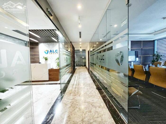 Hình ảnh BÁN SÀN VĂN PHÒNG NGOẠI GIAO ĐOÀN – DIỆN TÍCH KHỦNG – HOÀN THIỆN ĐẸP 1