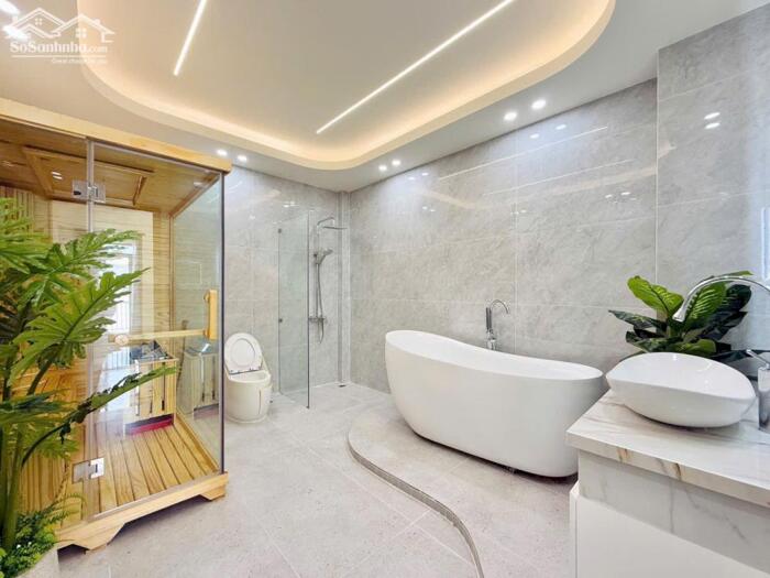 Hình ảnh GẤP BÁN – GIẢM SỐC 240 TRIỆU Chỉ còn 7.66 TỶ (TL nhẹ) – Nhà 5 tầng mới, FULL NỘI THẤT XỊN 5