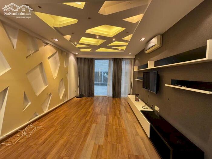 Hình ảnh Bán nhà Lý Nam Đế 100m2 nhà đẹp vị trí đẹp nở hậu 39 tỷ 0