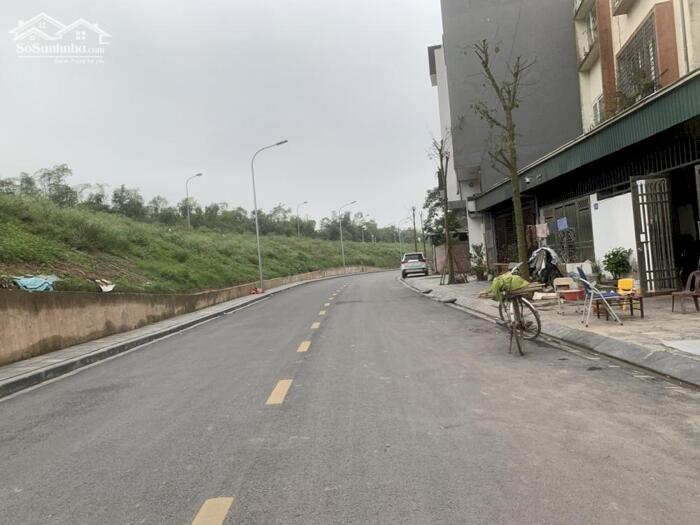 Hình ảnh Bán 114m đất tặng xưởng mặt chân đê Phúc Lợi, có thể xây tòa văn phòng, trụ sở, kho hàng 1