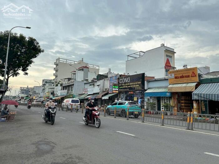 Hình ảnh Nhà mặt tiền đường 30m Lê Đức Thọ 151m2 ngang 5.1m 4 tầng BTCT ngay chợ KD đỉnh 21 tỷ. 0