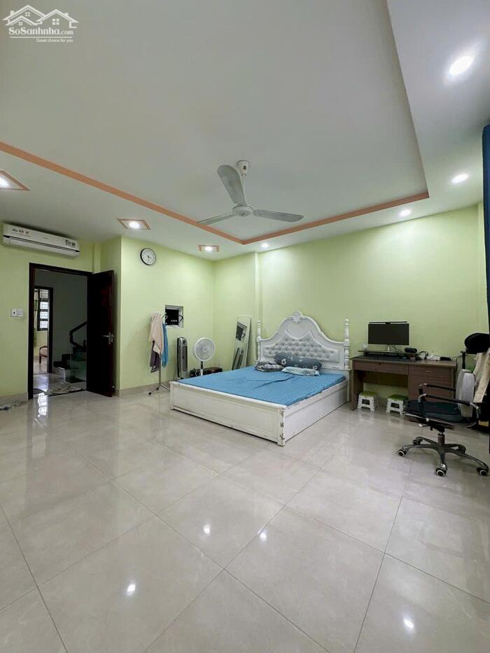 Hình ảnh Nhà mặt tiền đường 30m Lê Đức Thọ 151m2 ngang 5.1m 4 tầng BTCT ngay chợ KD đỉnh 21 tỷ. 3