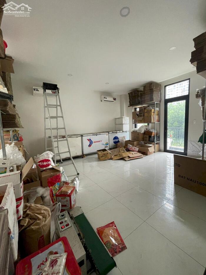 Hình ảnh Cần Sang Mặt Bằng Nhà Phố Vinhomes Grand Park Đầy Đủ Nội Thất Kinh Doanh 0