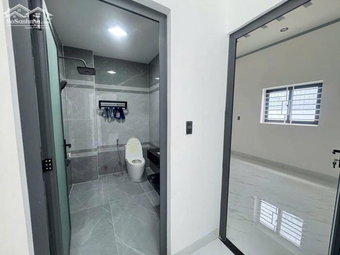 Hình ảnh Nhà 1Lầu 1Trệt Mới Xây Có Hoàn Công.2 Ô Tô Né Nhau.Full Nội Thất CAO CẤP 7