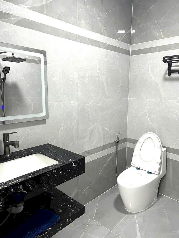 Hình ảnh Nhà 1Lầu 1Trệt Mới Xây Có Hoàn Công.2 Ô Tô Né Nhau.Full Nội Thất CAO CẤP 9