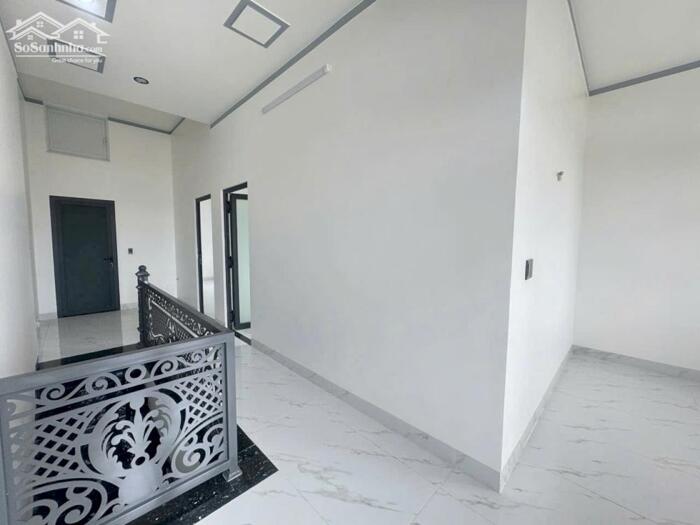 Hình ảnh Nhà 1Lầu 1Trệt Mới Xây Có Hoàn Công.2 Ô Tô Né Nhau.Full Nội Thất CAO CẤP 10