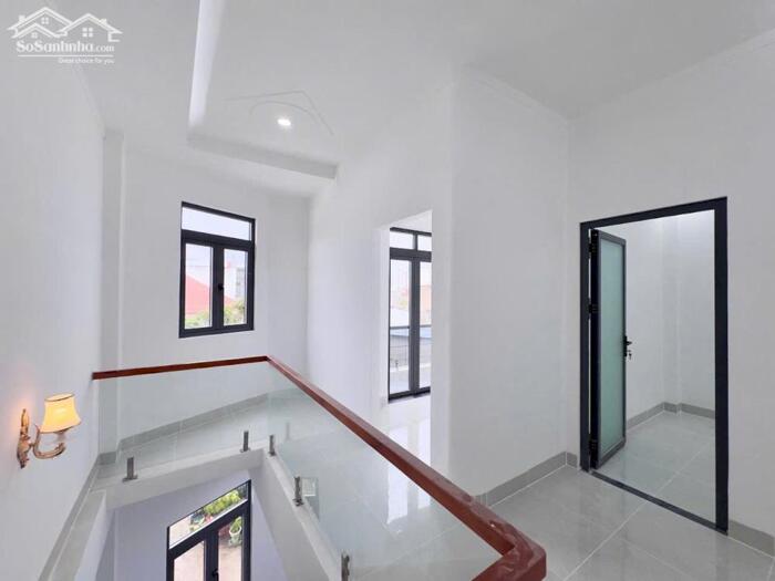 Hình ảnh Bán Nhà Mới Xây Trung Tâm Biên Hoà, hoàn công , Thổ cư, Chỉ 2Tỷ9 6