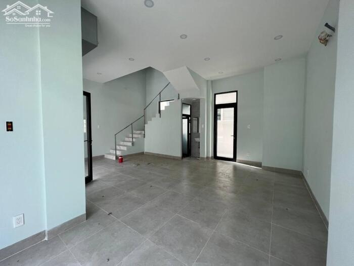 Hình ảnh CHO THUÊ NGUYÊN CĂN NHÀ PHỐ 5 TẦNG CHỈ 12 TRIỆU GẦN TRƯỜNG HỌC 7