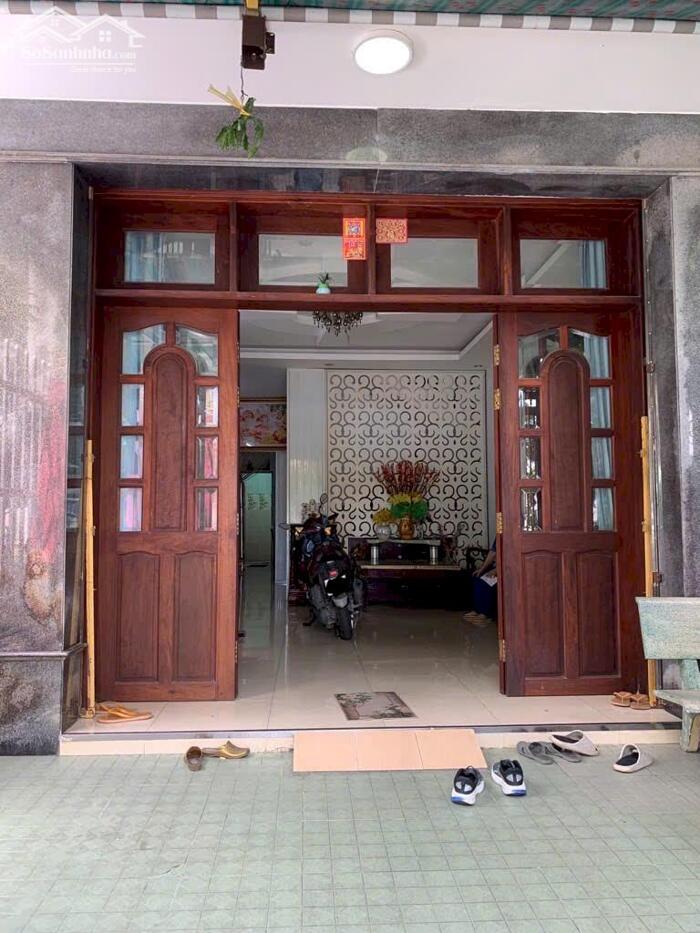 Hình ảnh 90m2 - Giá 16.5 tỷ - 4 tầng - 5PN - đường Số 8 KDC Ven Sông, Q7 1