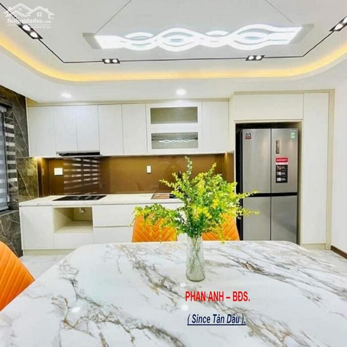 Hình ảnh Bán Gấp Nhà Phố Lê Văn Thịnh - Hẻm Xe Hơi – Hồ bơi trong nhà sang trọng. 1