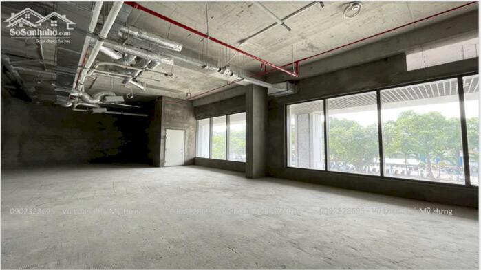 Hình ảnh THỰC TẾ BÊN TRONG CĂN SHOP GIÁ 89 TỶ TẠI KHU HỒ BÁN NGUYỆT PHÚ MỸ HƯNG 6