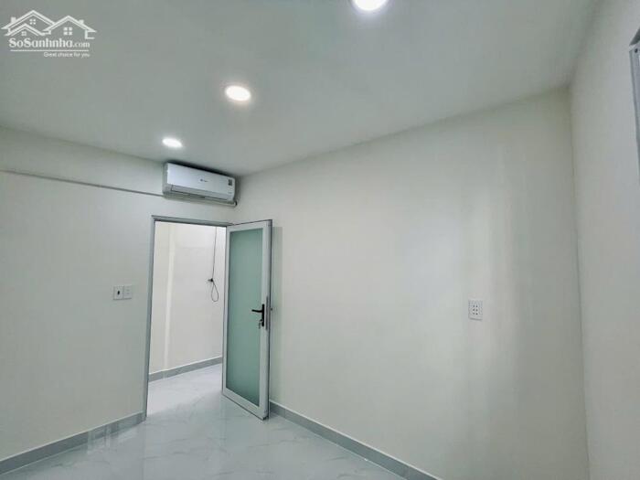 Hình ảnh nhà đẹp ngay sát mặt tiền - gần ngã 6 gò vấp ngang khủng 5.7 x 4.8 – chỉ 3.xxx tỷ 7