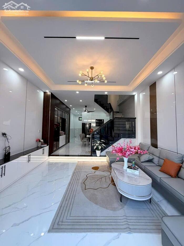 Hình ảnh Giảm 150 triệu chính chủ bán nhanh nhà chợ Đệm - TT. Tân Túc 5x12,5m giá 810 triệu đường nhựa 6m 8