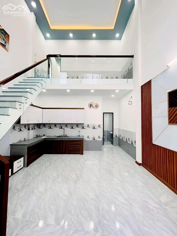 Hình ảnh Giảm 200 triệu bán nhanh trong tuần nhà Dương Đình Cúc 5,5x14,5m giá 880 triệu ngay cầu Bình Điền 5