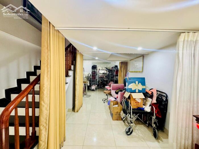 Hình ảnh [LÔ GÓC - Ô TÔ TRÁNH- KINH DOANH] Phố Hào Nam (Tôn Đức Thắng) 46m/4 Tầng/ MT 3.7m 16.2 Tỷ, mới đẹp - LH 0987881444 8