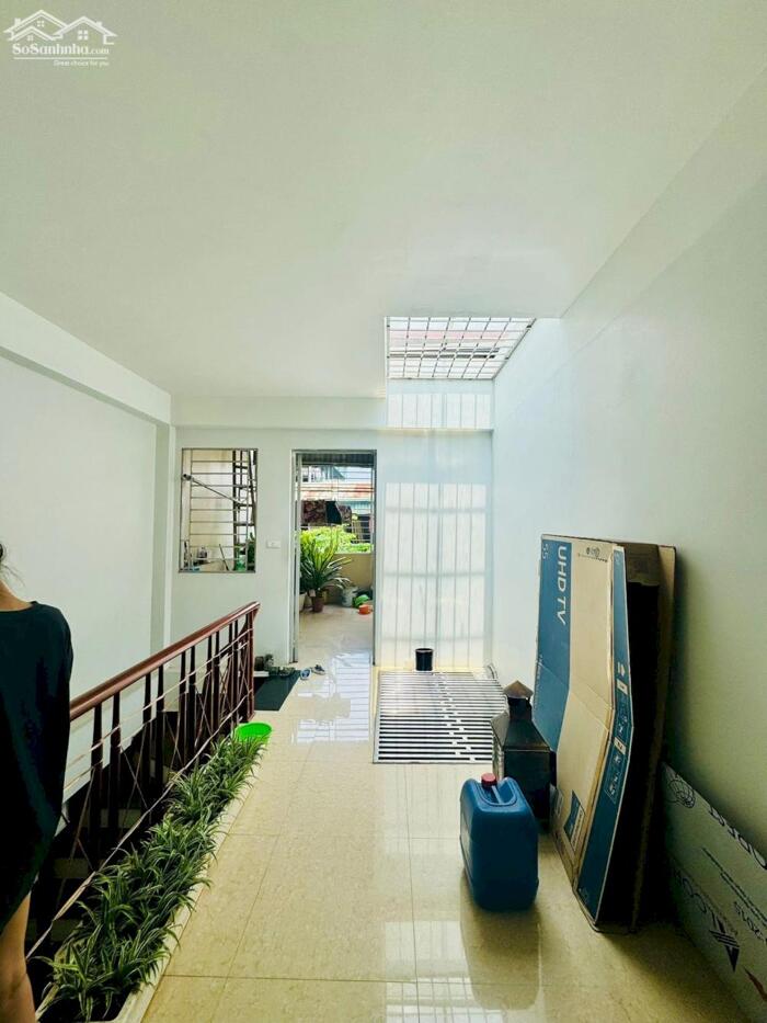 Hình ảnh [LÔ GÓC - Ô TÔ TRÁNH- KINH DOANH] Phố Hào Nam (Tôn Đức Thắng) 46m/4 Tầng/ MT 3.7m 16.2 Tỷ, mới đẹp - LH 0987881444 5