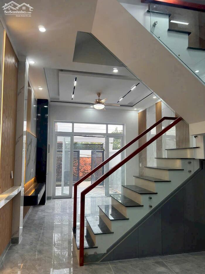 Hình ảnh Nhà 1Lầu 1Trệt Tân Vạn Đường ô Tô, Thổ Cư, Hỗ Trợ Vay Ngân Hàng 1