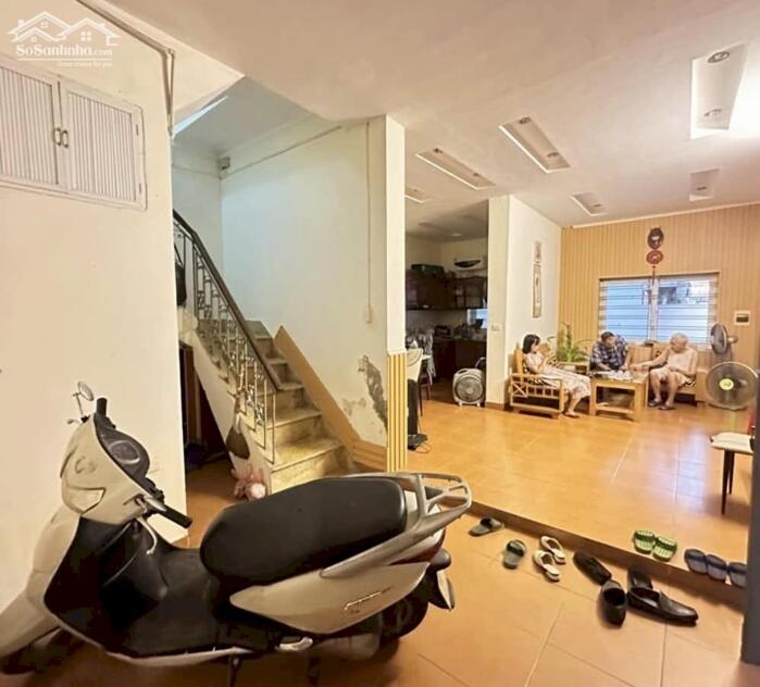 Hình ảnh Bán nhà Lô Góc 3 Thoáng-Dương Quảng Hàm 37/51m, 3Tầng, MT 7.5m 13.5 Tỷ, gần phố - LH 0987881444 2