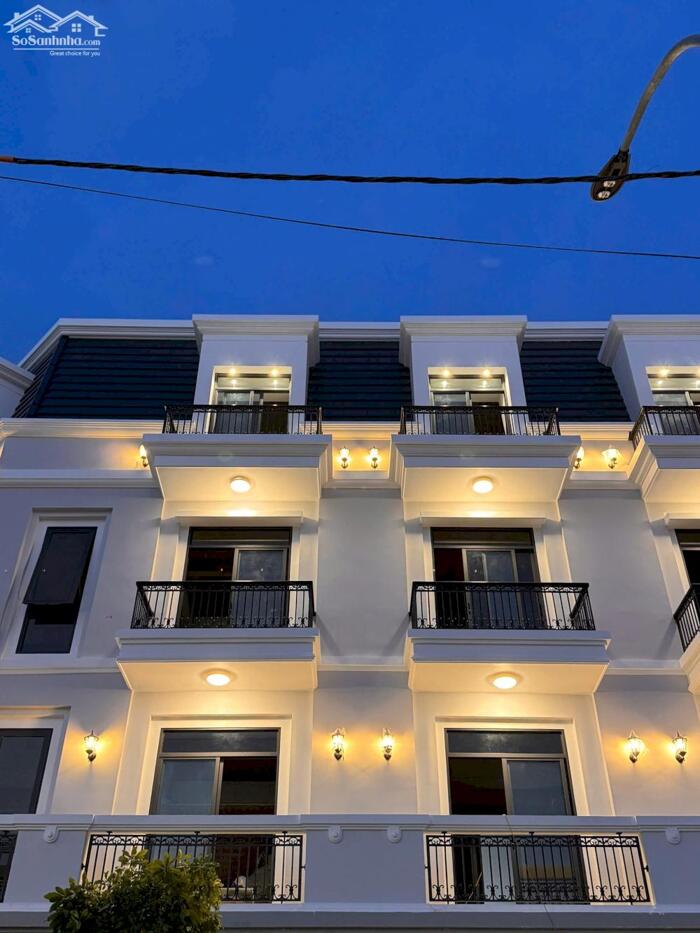 Hình ảnh Chưa đến 2 tỷ nhận nhà 4 tầng ở khu đô thị Biển Bình Sơn Khu K2 Ninh Thuận 4