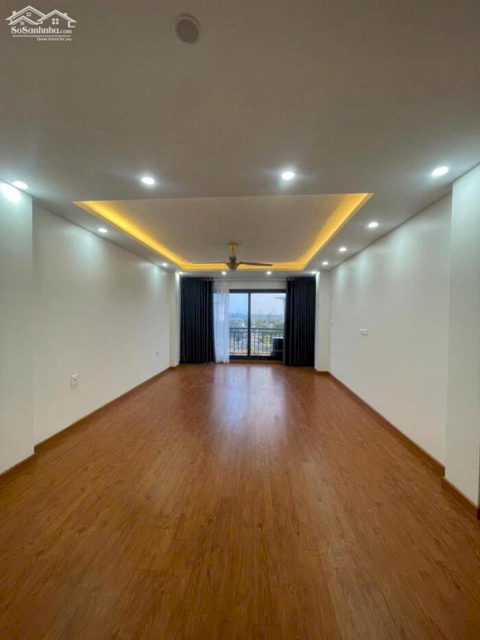 Hình ảnh Bán nhà Quốc Từ Giám 45m2 diện tích rộng giá rẻ 6 tầng thang máy 8.6 tỷ 2