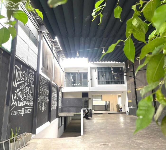 Hình ảnh Nhà Đất DT lớn 500m² mặt tiền 10m, vuông vắn, có hầm để xe. 9