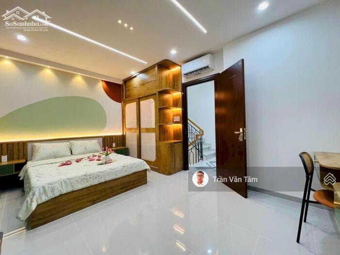 Hình ảnh Gần Bến Xe Miền Đông ! Sát Mặt Tiền Hẻm Xe Hơi Đường Nguyễn Xí, Bán Nhà 3 Lầu Đúc, 5 PHÒNG WC RIÊNG 4