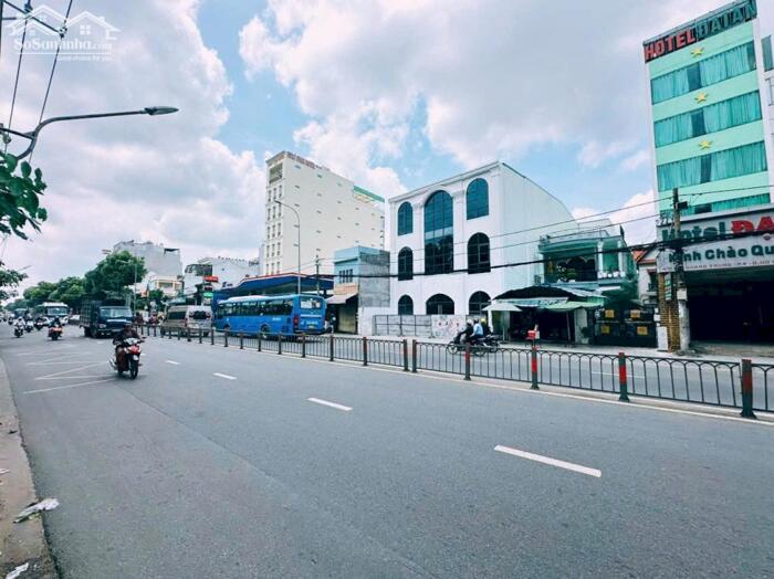 Hình ảnh CHO THUÊ TÒA NHÀ 840 QUANG TRUNG, Q.GÒ VẤP - 11M X 42M DTSD 1700M2 - 3 TẦNG SUỐT 1