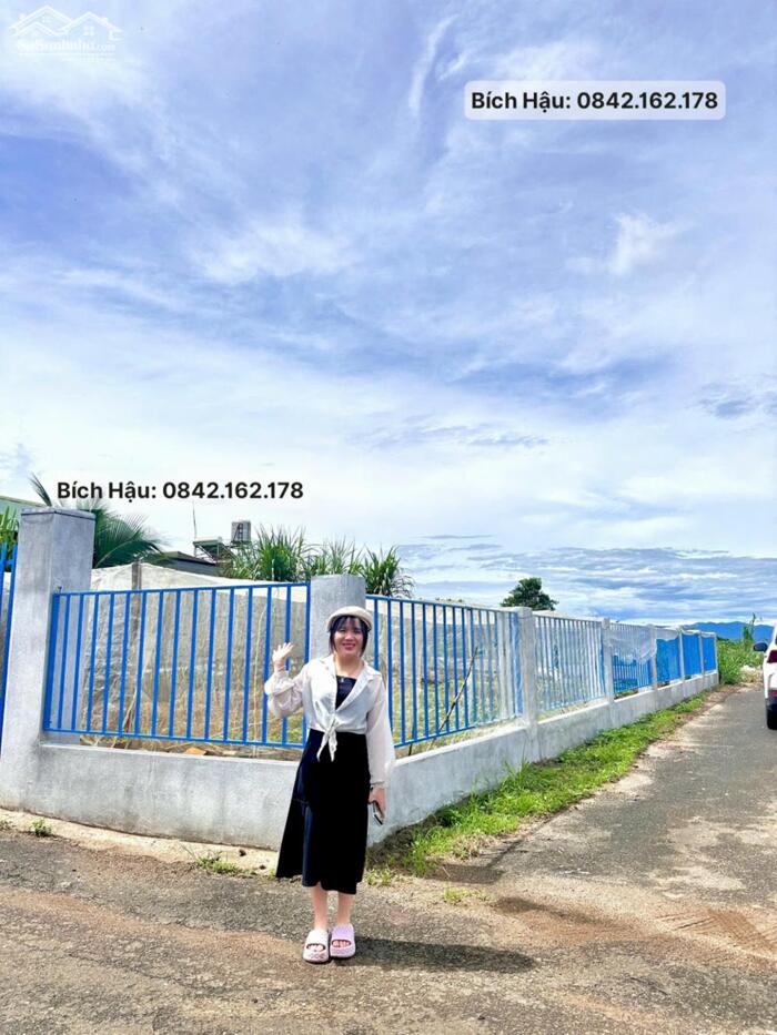 Hình ảnh Lô góc đất P3 - Bảo Lộc gần điểm xuống cao tốc, ngay khu dân cư đông 2