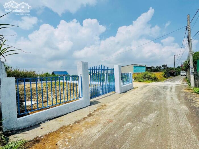 Hình ảnh Lô góc đất P3 - Bảo Lộc gần điểm xuống cao tốc, ngay khu dân cư đông 0