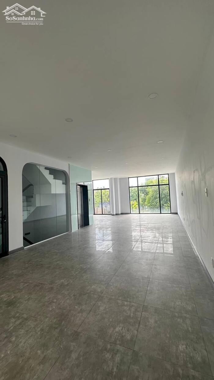 Hình ảnh CHO THUÊ TẦNG 1 (KẾ TẦNG TRỆT) – VỊ TRÍ ĐẮC ĐỊA KHU MANHATTAN 3